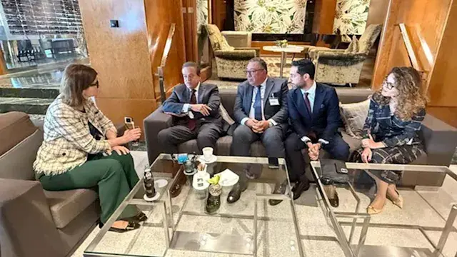 وزير الصحة يعلن إنشاء شبكة وطن...
