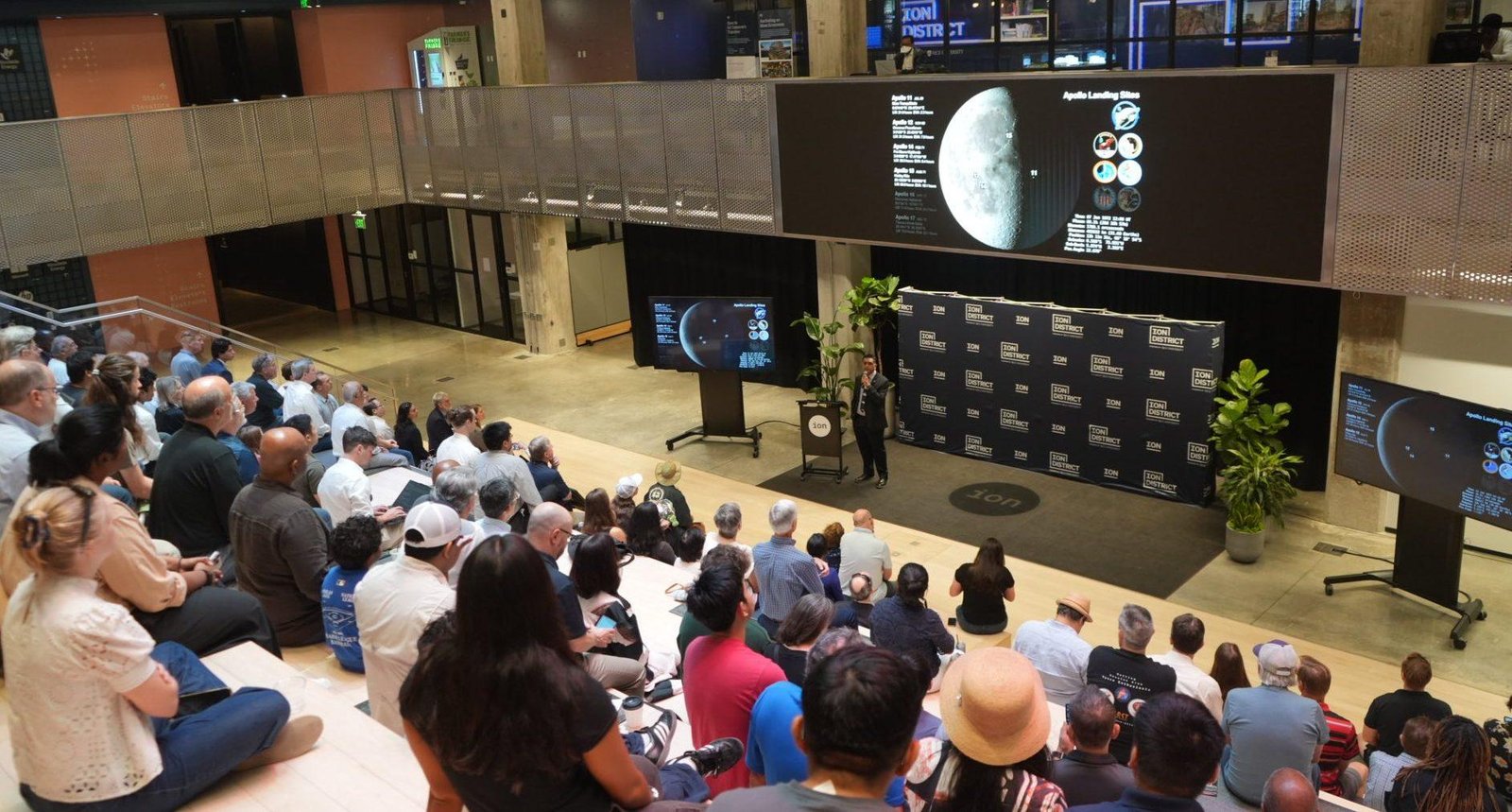 Building the Moon Base: NASA S...