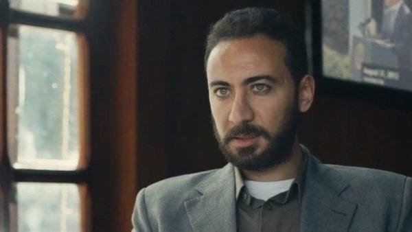 تفاصيل أزمة الفنان عابد العناني وأحد العاملين داخل كومباوند شهير بسبب قطع المياه