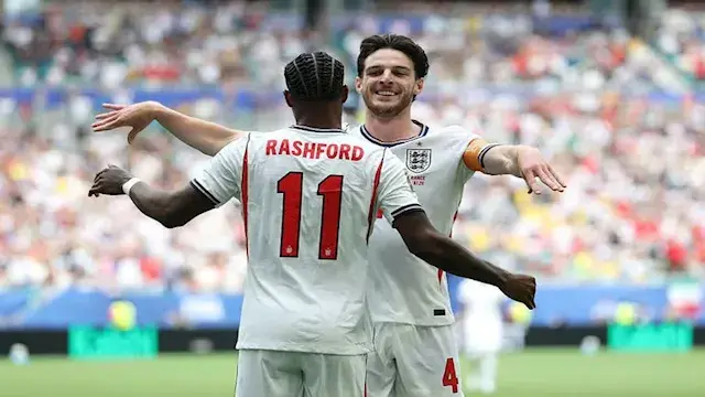 لحظة بلحظة.. فرنسا 0 -2 إنجلتر...