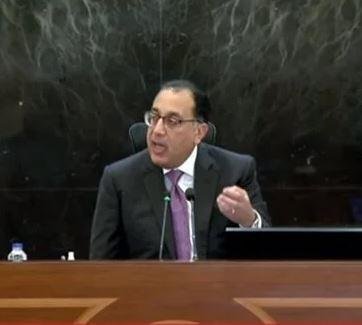 رئيس الوزراء يهنئ المنتخب بتأه...