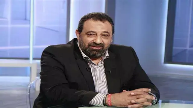 "صلاح علي القمة والبلدوزر آخر...