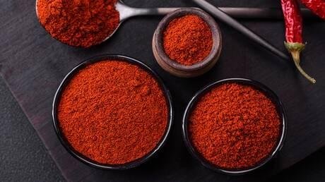 نوع من التوابل يحسن مستويات الكوليسترول ويدعم تكوين ميكروبيوم الأمعاء