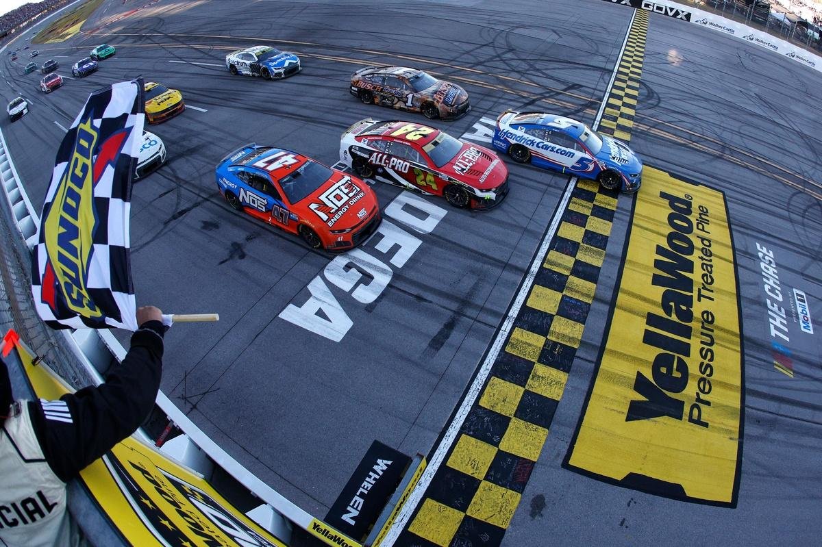 Kyle Larson wins wild Talladega NASCAR Cup race after charging from 11th on final lap