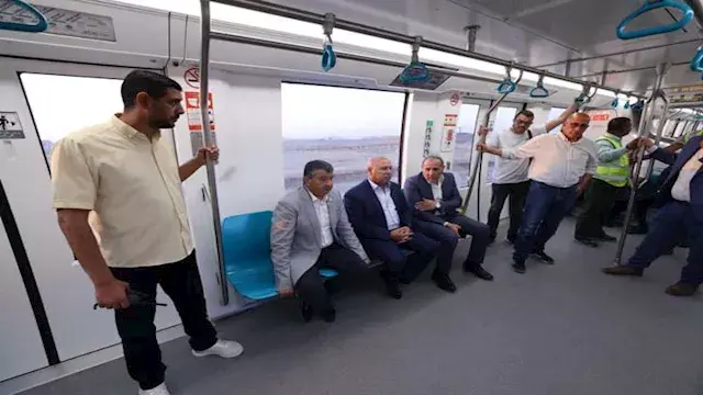 وزير النقل يوجه بتخفيض تقاطر م...