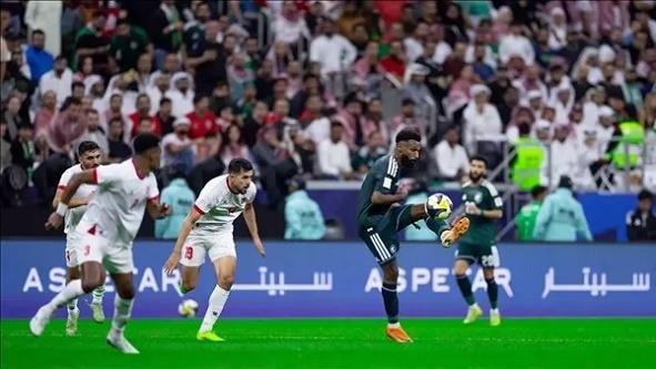 اليوم.. السعودية والإمارات في...