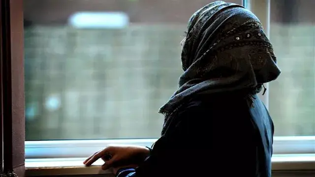 هل ترث المرأة زوجها إذا مات قب...
