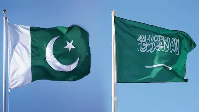 باكستان والسعودية تبحثان التصع...