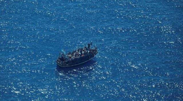 الخارجية: نتابع حادث غرق قارب...
