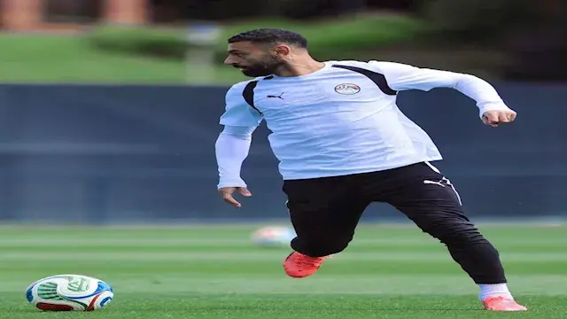 هل يلحق بمباراة أستراليا؟ 8 صو...