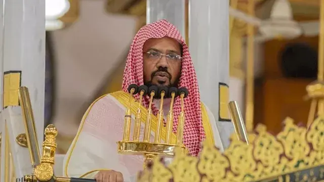 الحذيفي: نقص الإيمان والظلم والمعاصي يؤثر في أمن الإنسان وسعادته