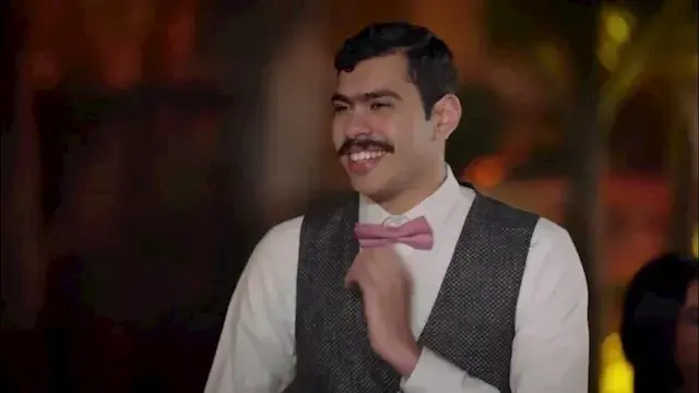 "أقنعتهم إزاي؟".. أحمد رمزي يف...
