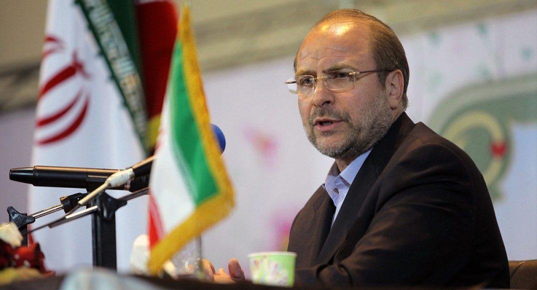 إيران تسجن نائبا متشددا على خل...