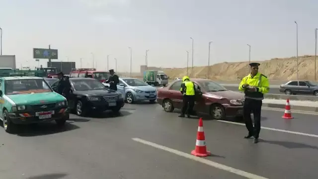 خلال 24 ساعة.. الداخلية تضبط 87.267 مخالفة مرورية و20 طن دقيق مدعم
