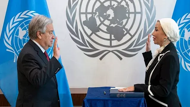 ياسمين فؤاد تؤدي اليمين القانو...