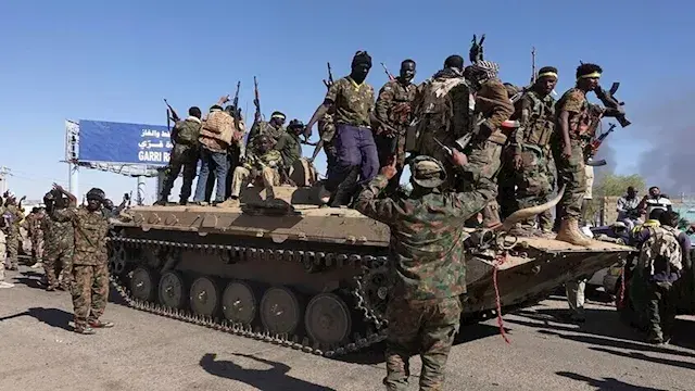 الجيش السوداني يعلن استعادة ال...