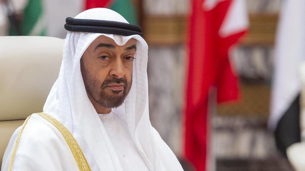 رئيس الإمارات يوجّه باعتماد من...