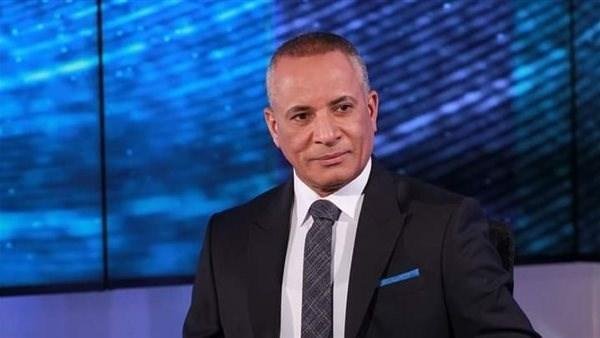 أحمد موسى منفعلا: مفيش عفا الل...