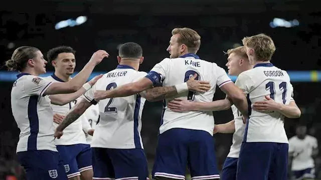سرقة بعثة منتخب إنجلترا خلال ا...