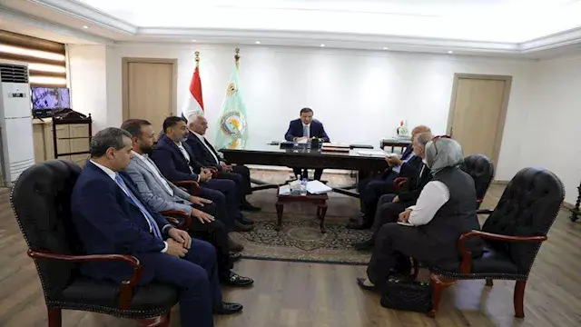 وزير الزراعة يبحث تصدير الدواج...