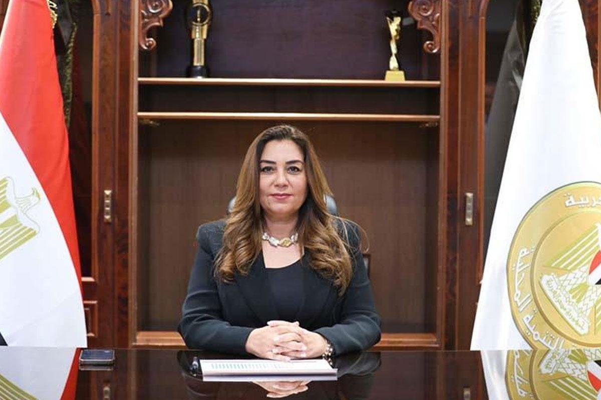 وزيرة التنمية المحلية والبيئية...