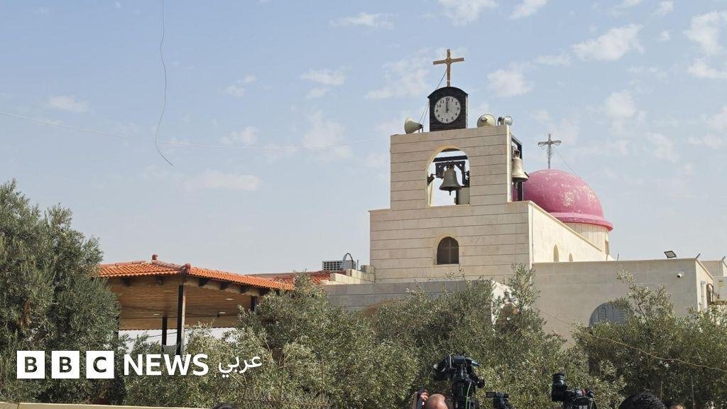 ملك الأردن يقول إن يد العدالة "ستطال كل إرهابي" بعد الهجوم على كنيسة في الكرك