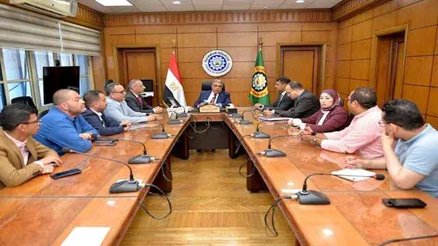 بالصور.. رئيس جهاز تنمية التجا...