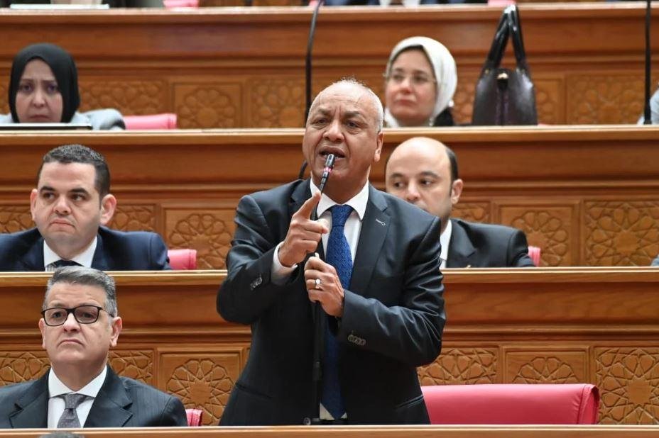 النائب مصطفى بكري يطالب الحكوم...