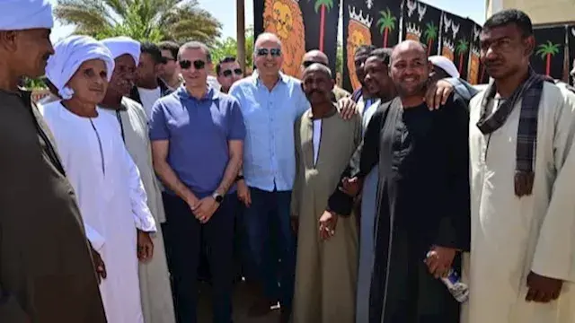 وزير الري يتفقد وادي النقرة بأ...