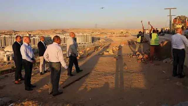 صور وفيديو.. إزالة التعديات عل...