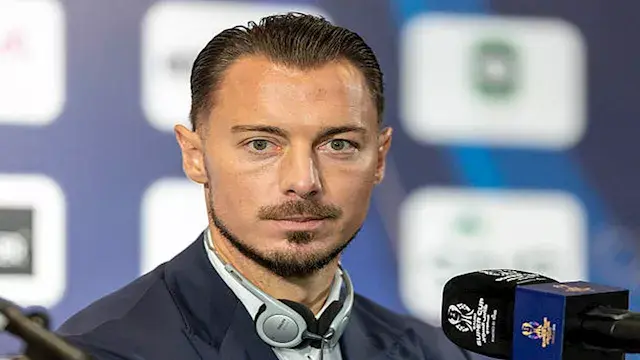 مدرب أهلي جدة يقترب.. إيدي هاو...