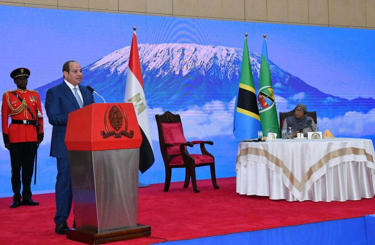 السيسي في منتدى الأعمال المصري...