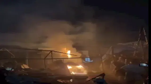 بغارات جوية.. الجيش الإسرائيلي...