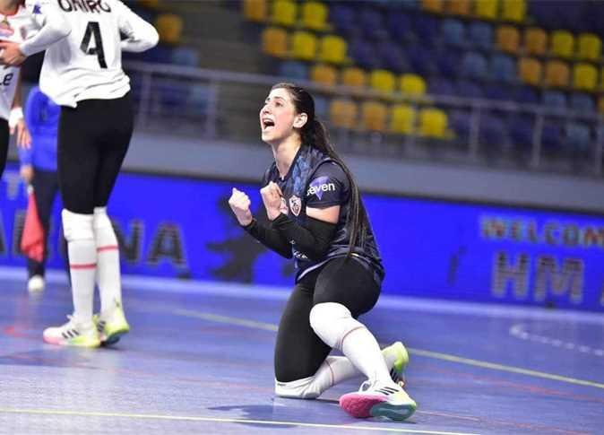 أيسل نديم تعلن رحيلها عن فريق طائرة الزمالك