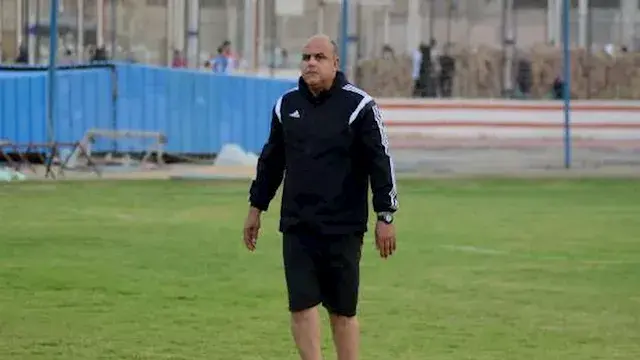 جلسة حاسمة من أيمن طاهر مع ثلا...