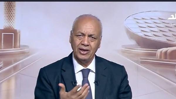 مصطفى بكري: رشق القطارات بالحج...