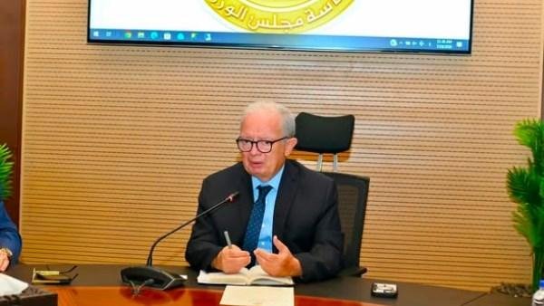 نائب رئيس الوزراء يبحث إعادة ت...