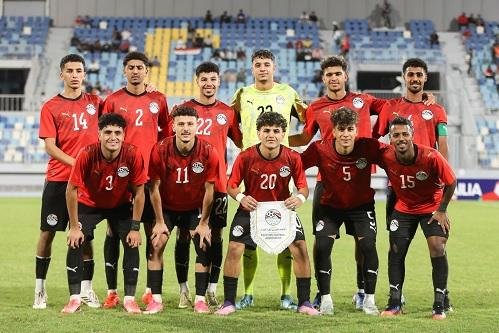 منتخب مصر للشباب أمام الجزائر....