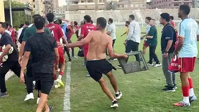 اشتباكات واتهامات بالاعتداء.....