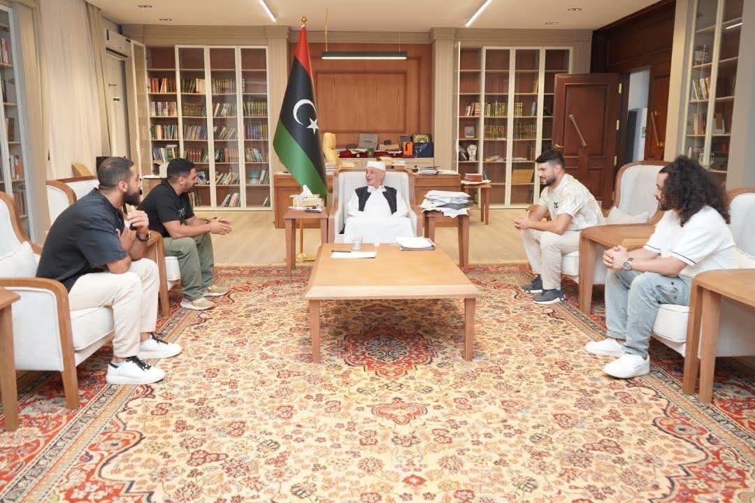 عقيلة صالح يلتقي الشباب الرياض...