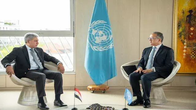 وزير السياحة يبحث مع مدير عام اليونسكو تعزيز التعاون في حماية التراث الثقافي المصري