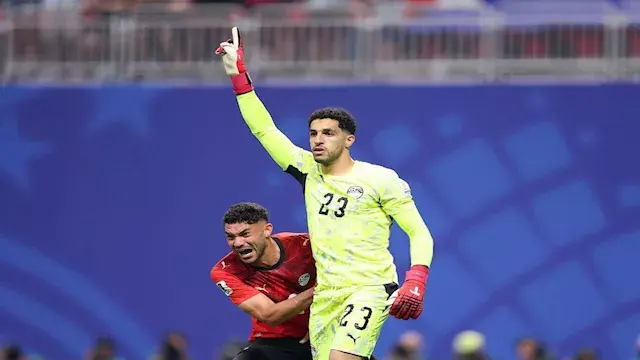 صحيفة أرجنتينية تشيد بمصطفى شو...