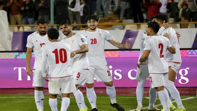 بعد تعادله مع مصر.. منتخب إيرا...