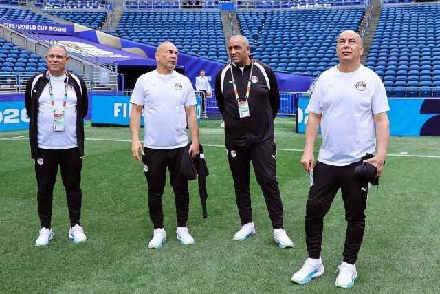 الجهاز الفني لمنتخب مصر يتفقد...
