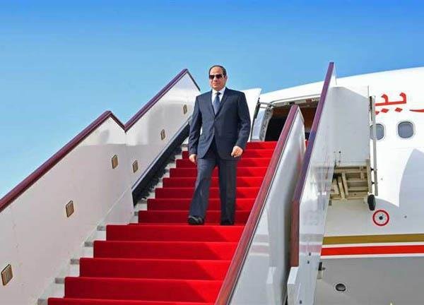 الرئيس السيسي يعود إلى القاهرة...