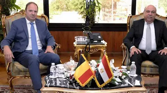 وزير الطيران يبحث مع سفير بلجي...
