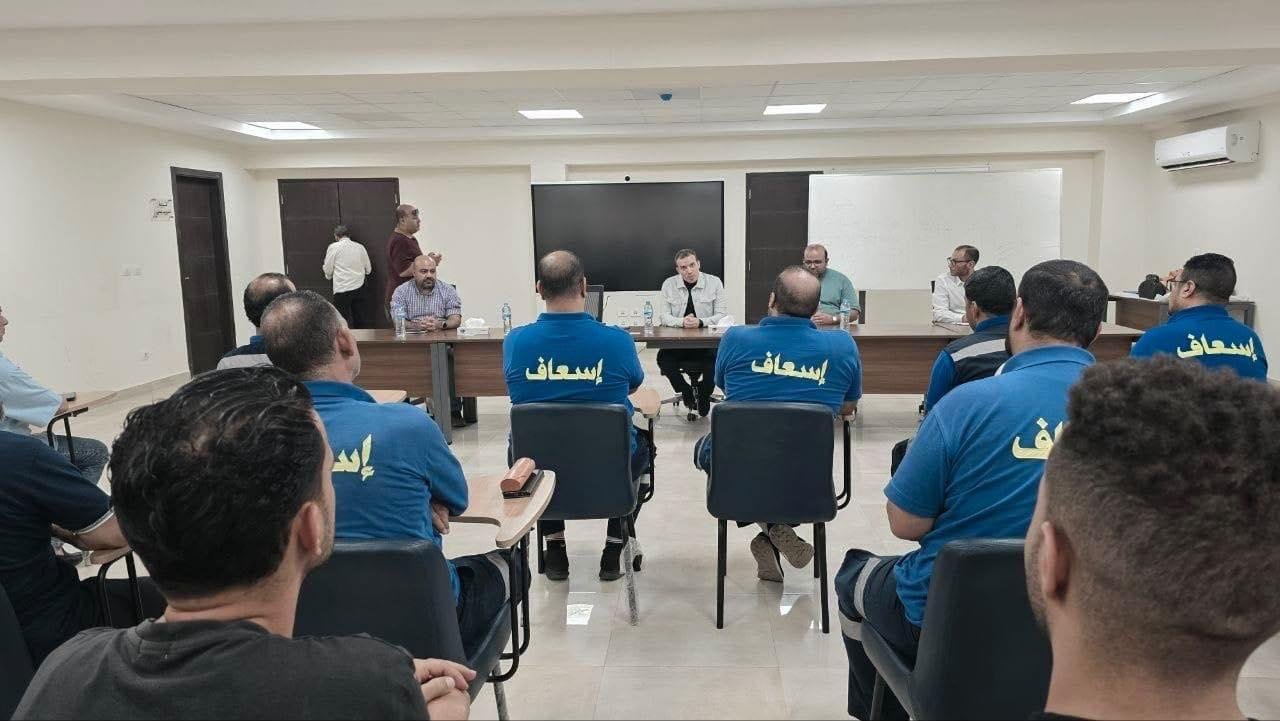 رئيس هيئة الإسعاف يجري جولة تف...
