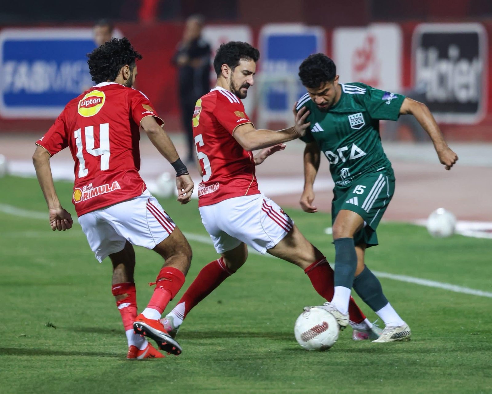 اتحاد الكرة يعلن: الأهلي وزد ي...