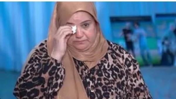 بعد بكاء والدته.. أسرة مصطفى ز...