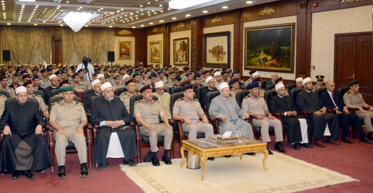 القوات المسلحة تحتفل بالعام ال...